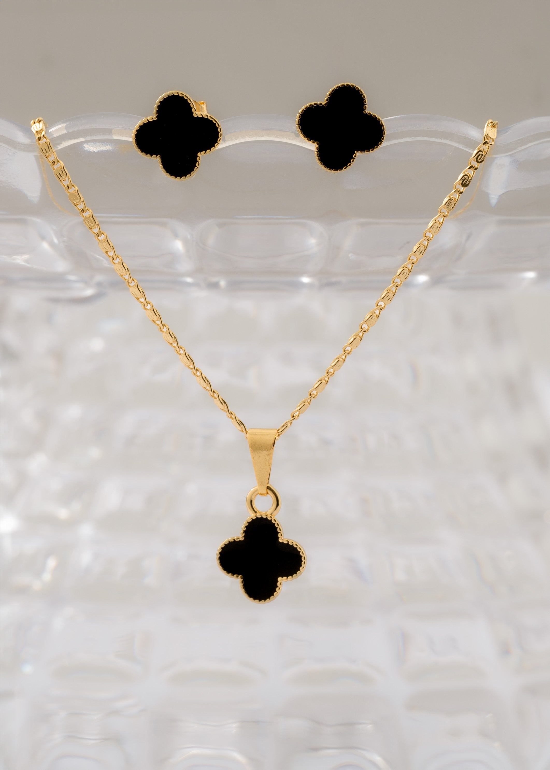 Conjunto Clover Negro 1 Cm